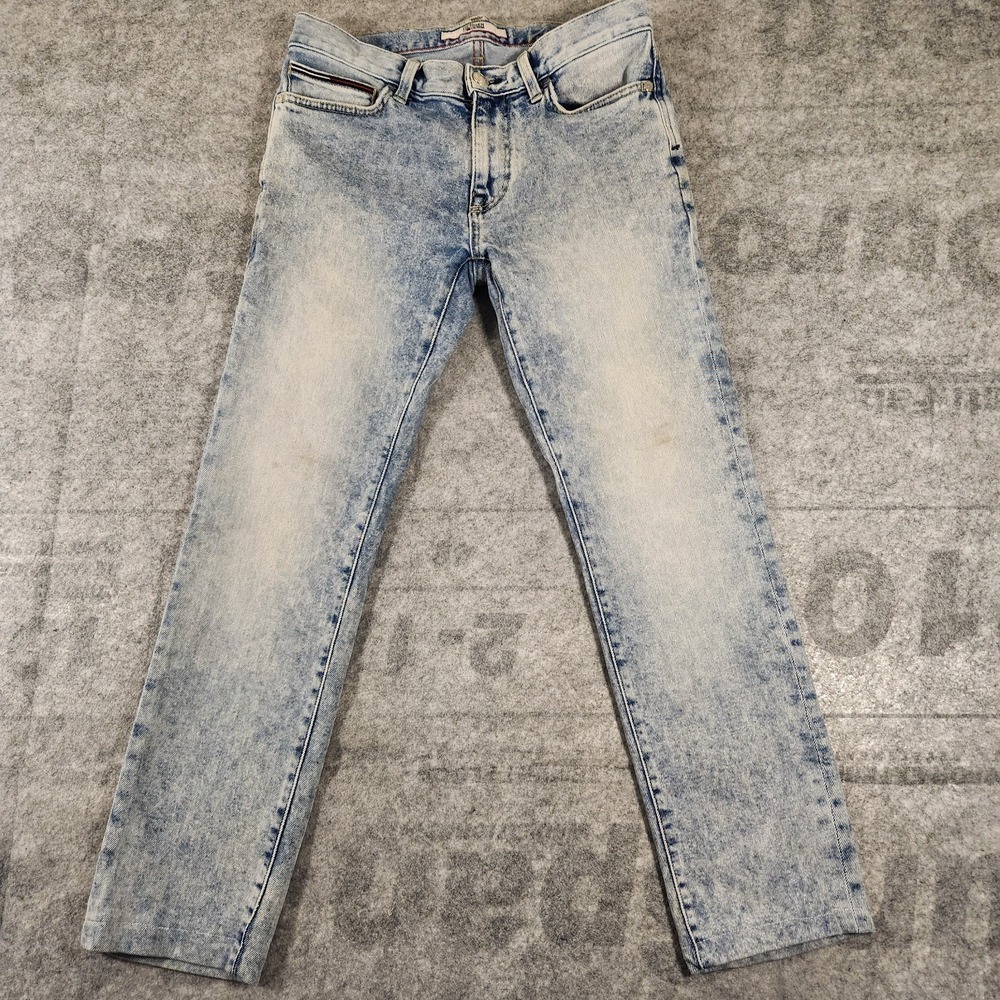 Tommy Hilfiger Jeans Men's Size 30x26‎ Regulars Straight Leg light Wash Demin
